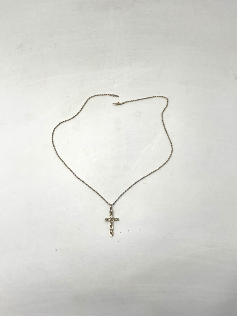 Vintage 14K Gold Nugget Cross Pendant Necklace - Picture 6 of 6